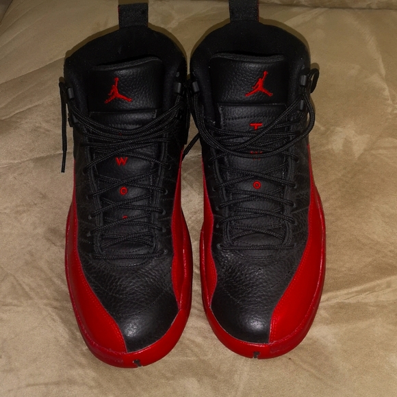Jordan 12 Flu Game 2016 - Picture 1 of 5